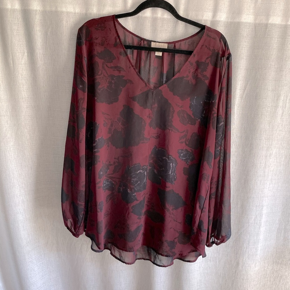 ☀️July sale☀️LOFT**oversized sheer floral blouse
